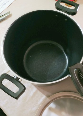 Delikli Siyah Tencere ve Kapak Seti - Görsel 2