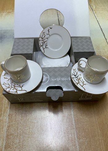 Gri Detaylı Beyaz Porselen Fincan Takımı - Görsel 2