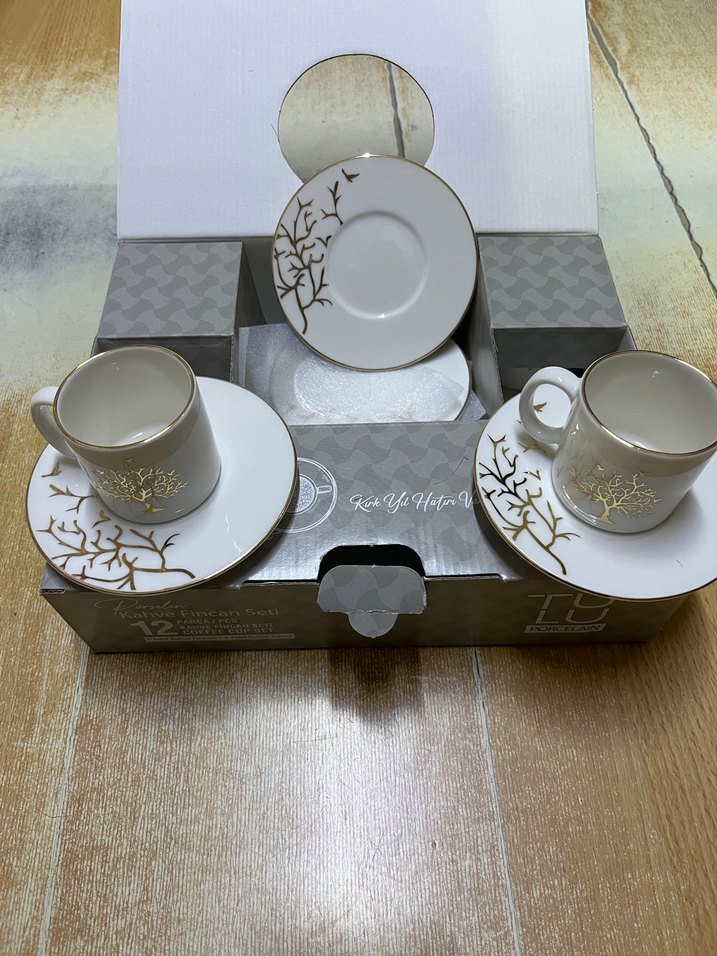 Gri Detaylı Beyaz Porselen Fincan Takımı - Görsel 3