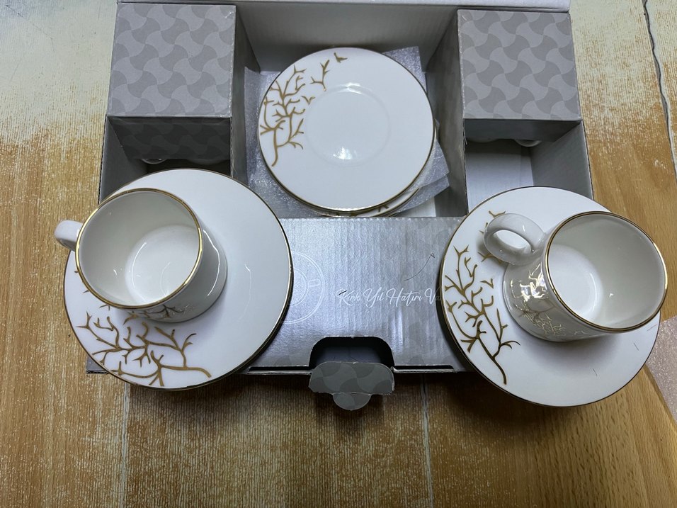 Gri Detaylı Beyaz Porselen Fincan Takımı - Görsel 4