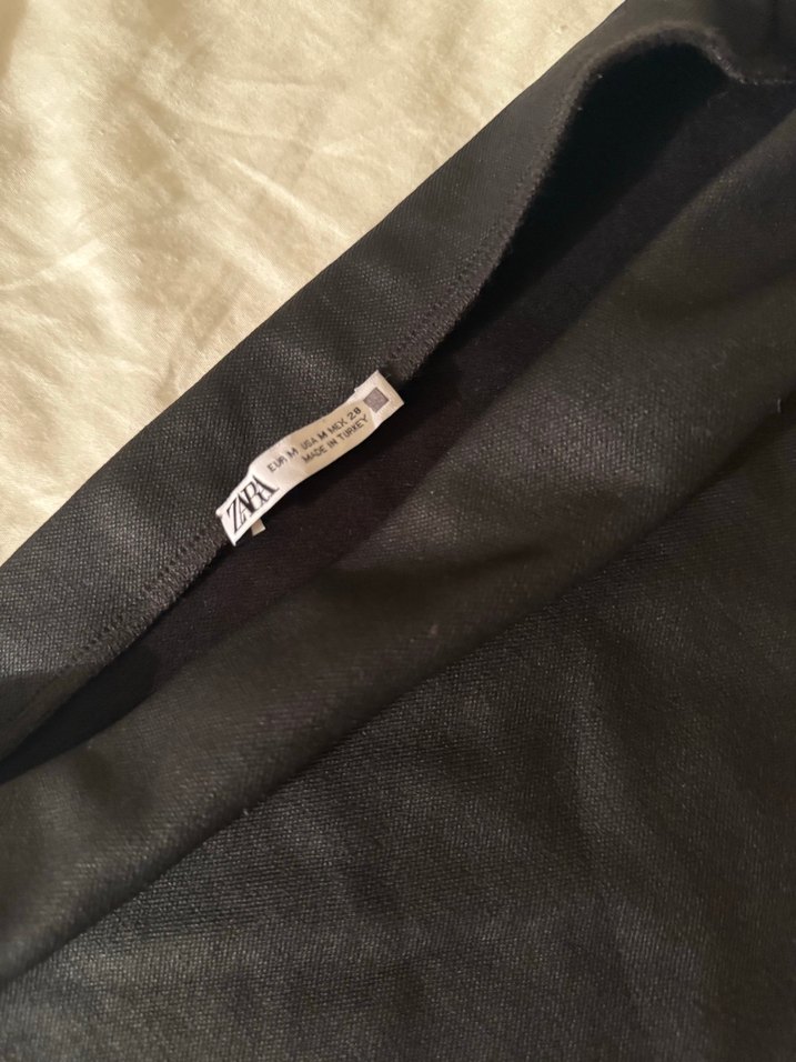 Siyah Mini mumlu kumaş etek - Görsel 2