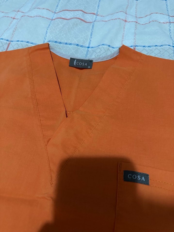 Turuncu V Yakalı alt üst cerrahi forma - Görsel 3