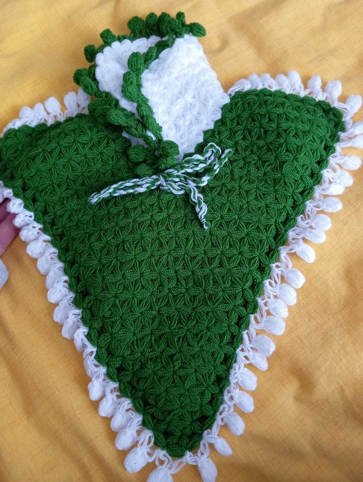 Yeşil ve Beyaz El Örgüsü Banyo Süngeri - Görsel 2