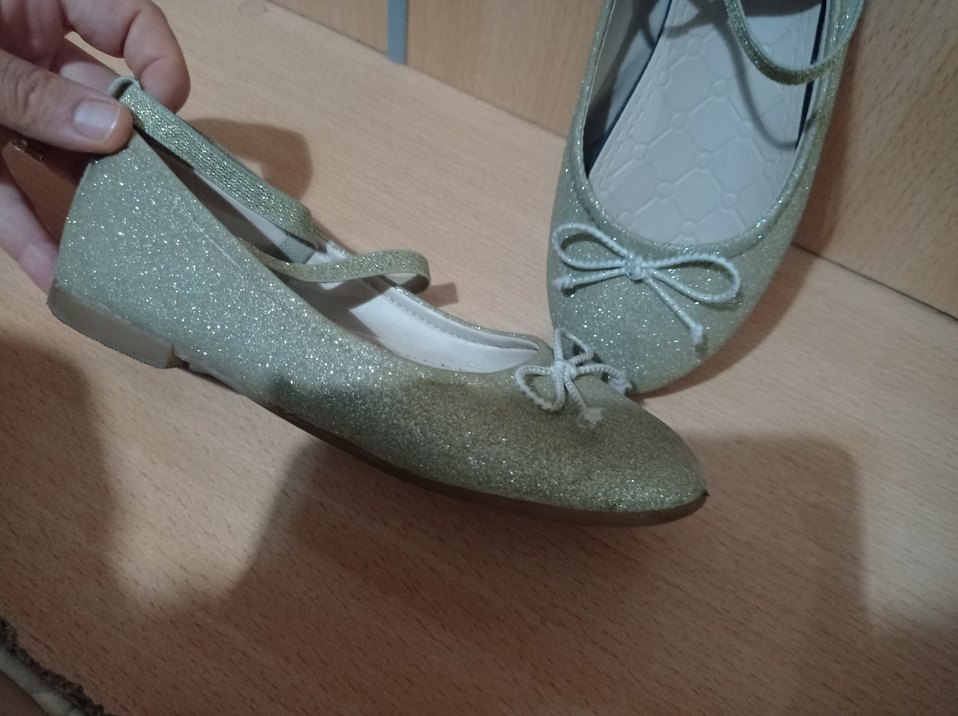 Kız Çocuk Parlak Bej Babet Ayakkabı - Görsel 3