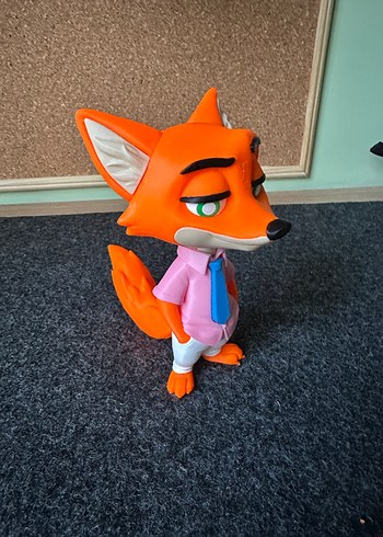 Renkli Turuncu Tilki Figürü 3D - Görsel 6