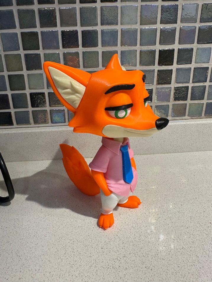 Renkli Turuncu Tilki Figürü 3D - Görsel 2