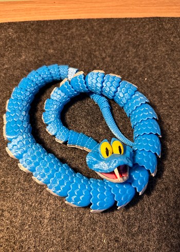 Renkli Mavi Yılan Aksiyon Figürü 3D - Görsel 2