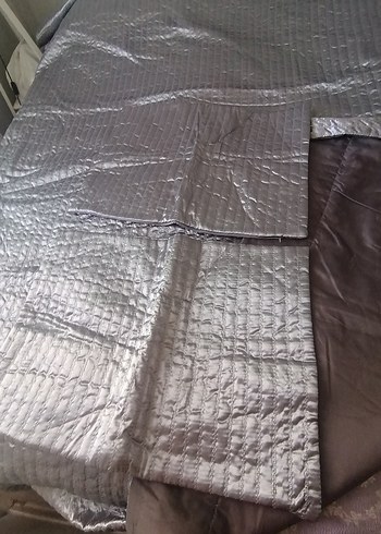 Gri Düz Desen Yatak Örtüsü - Görsel 4