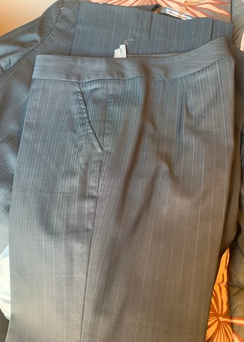 Gri çizgi desenli  kadın Takım Elbise - Görsel 6