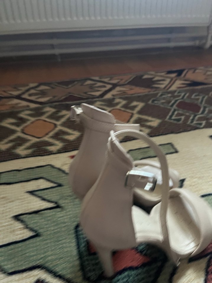 Bej Topuklu Kadın Abiye Ayakkabı - Görsel 4