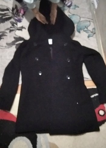 Siyah Düğmeli Midi Kadın Kaban - Görsel 2