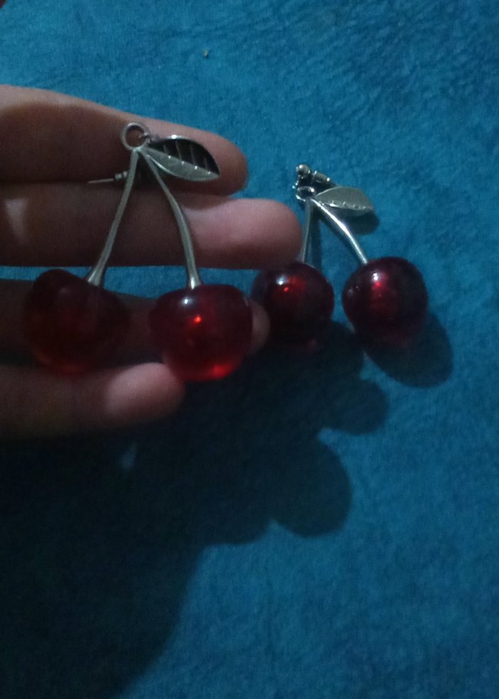 Parlak Kırmızı Kiraz Küpeler - Görsel 2