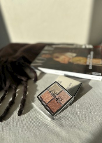 Camel Tonlarında Parlak Göz Farı Paleti - Görsel 3