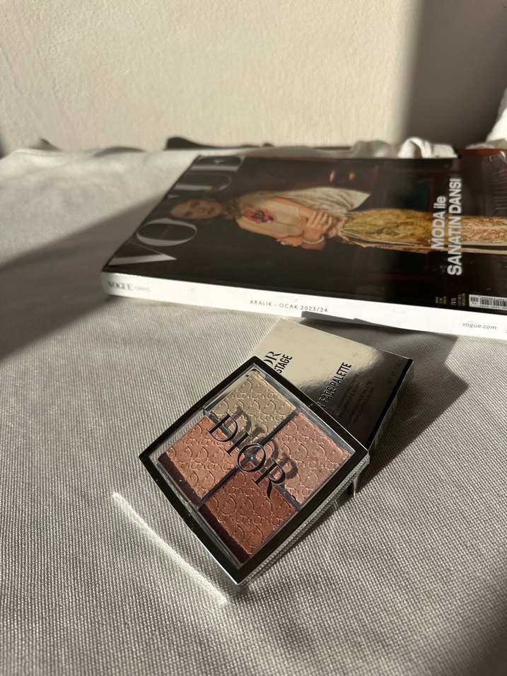 Camel Tonlarında Parlak Göz Farı Paleti - Görsel 4