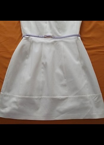 Beyaz Midi V Yakalı Kemerli Elbise - Görsel 3