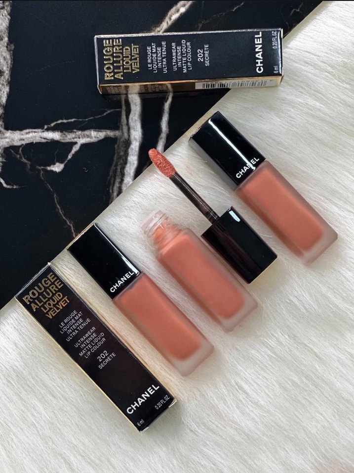 Chanel Mat Sıvı Ruj 232 Beige Rêverie - Görsel 2