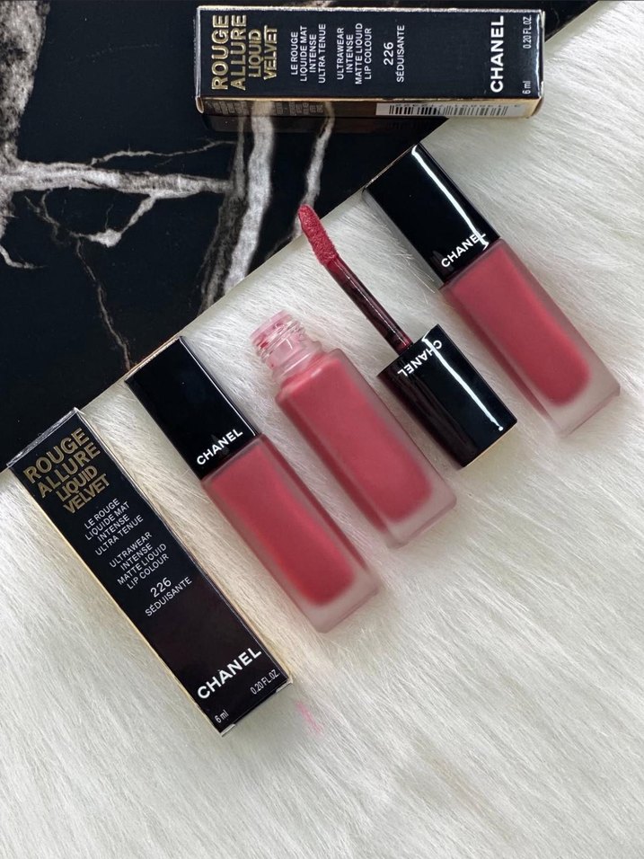 Chanel Mat Sıvı Ruj 232 Beige Rêverie - Görsel 3