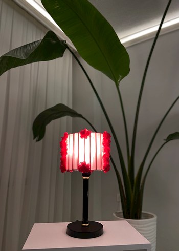 Pembe Çiçekli Masa Lambası/Abajur - Görsel 2