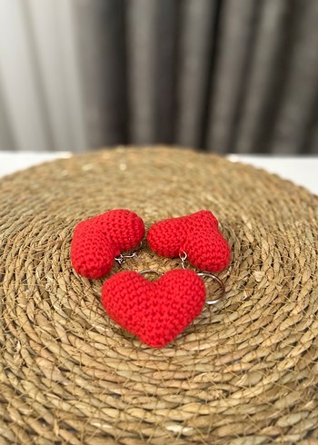 Kırmızı Örgü Kalp Anahtarlık - Görsel 3