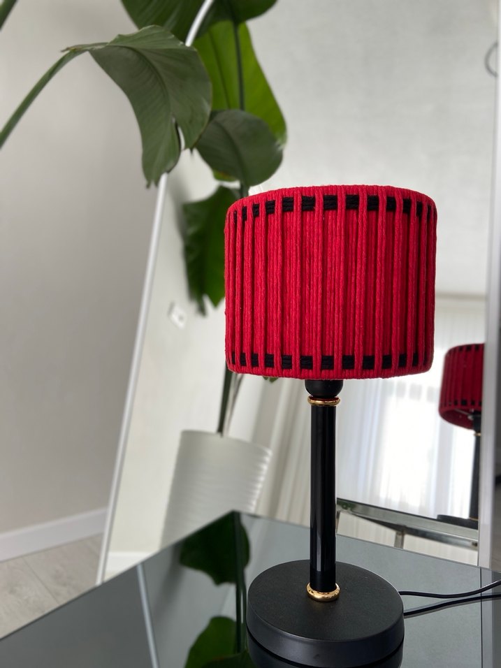 Kırmızı Makrome Abajur - Görsel 2