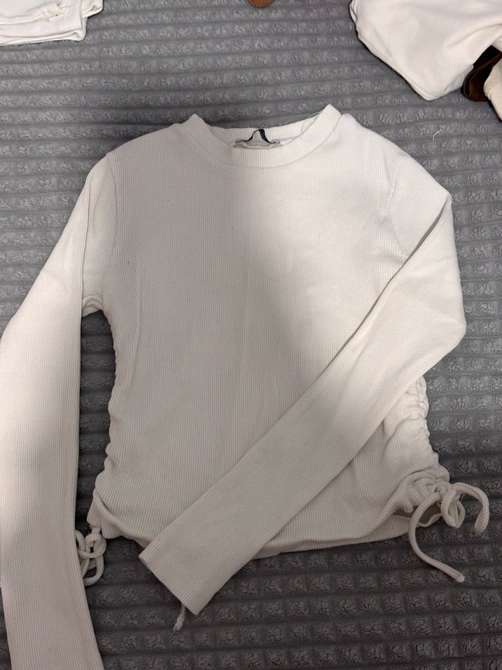 Kızlar için beyaz uzun kollu ince tişört - Görsel 2