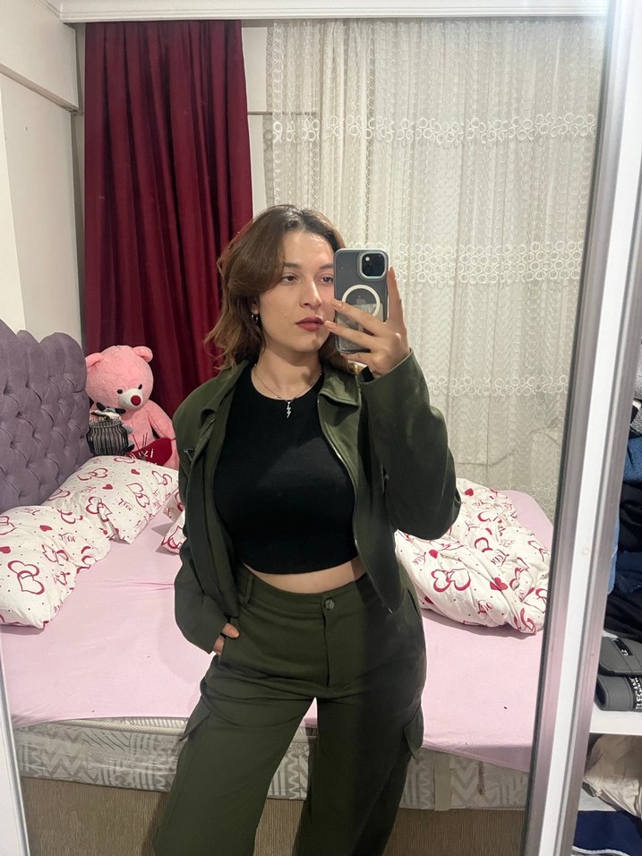 Hafif Kamuflaj Desenli Kadın Haki Takım Elbise - Görsel 3