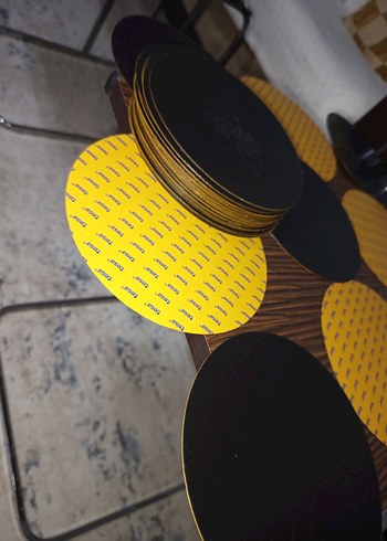 16;;5 CM YARIÇAPINDA SİYAH FİBERPLASTİK, ALTI YAPIŞKANLI - Görsel 5