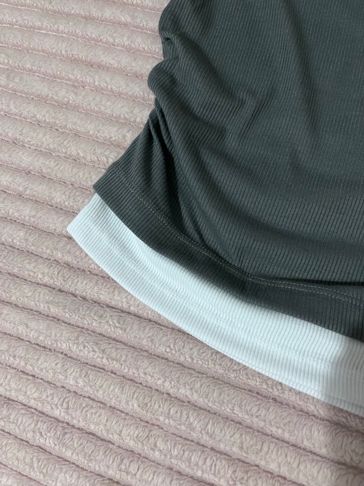 Gri Kısa Kollu Fitted Tişört - Görsel 2