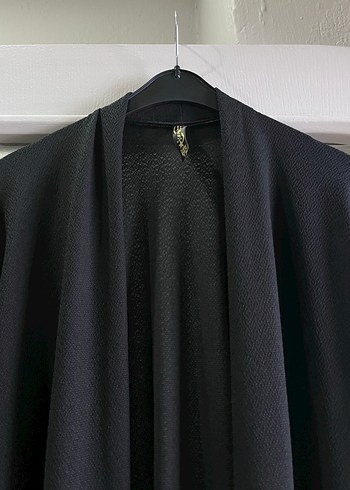 Boncuk Detaylı Siyah Uzun Kadın ceker - Görsel 4