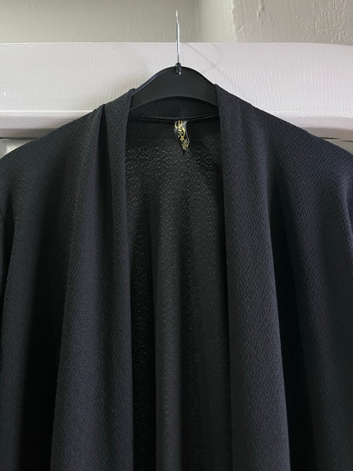 Boncuk Detaylı Siyah Uzun Kadın ceker - Görsel 4