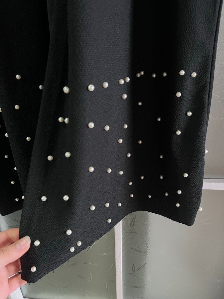 Boncuk Detaylı Siyah Uzun Kadın ceker - Görsel 2