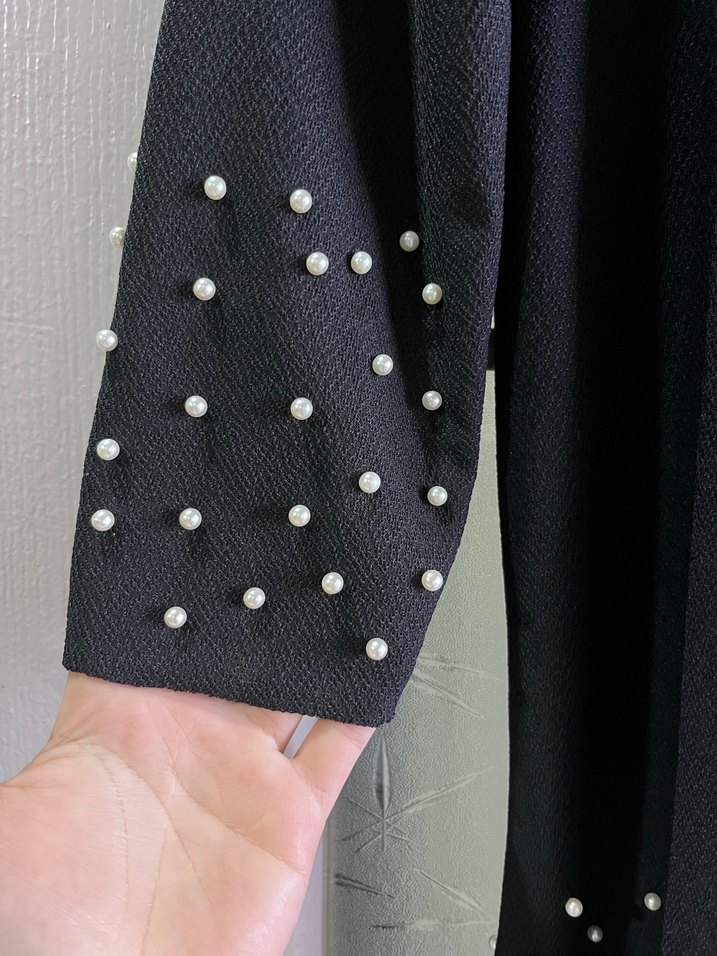 Boncuk Detaylı Siyah Uzun Kadın ceker - Görsel 3