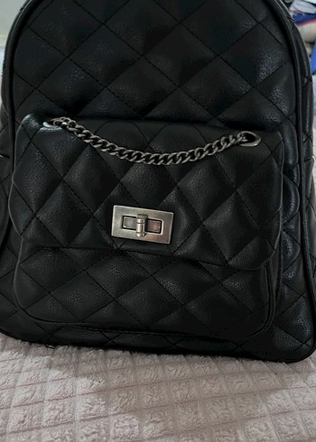 Siyah Deri Kadın Sırt Çantası - Görsel 2