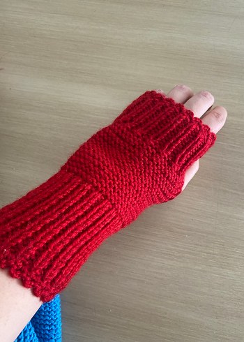 Kırmızı parmaksız Kadın Eldiven - Görsel 2