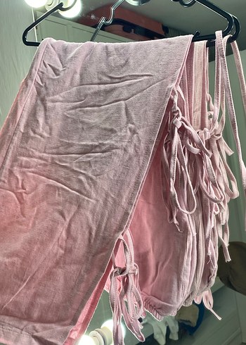 Pembe bağcıklı pantolon - Görsel 4