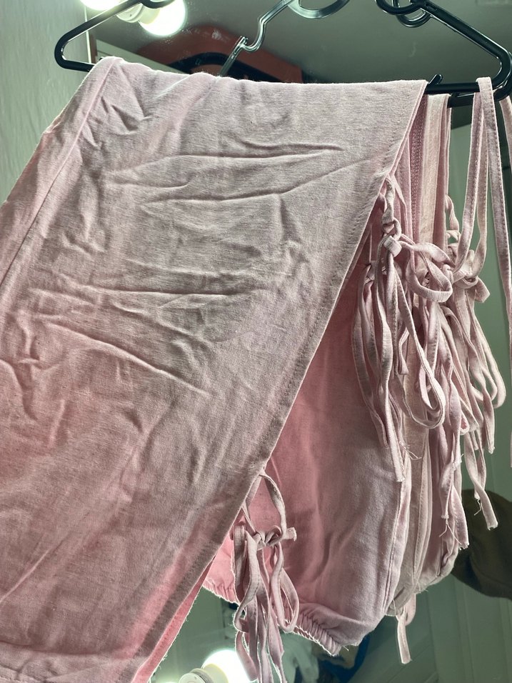 Pembe bağcıklı pantolon - Görsel 2