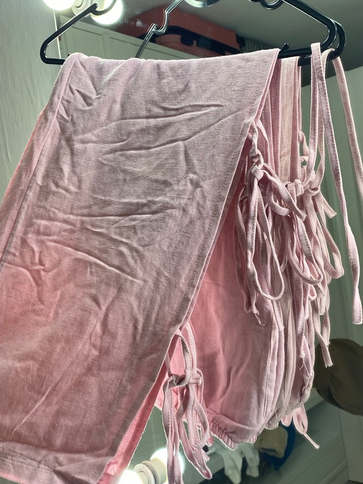 Pembe bağcıklı pantolon - Görsel 4