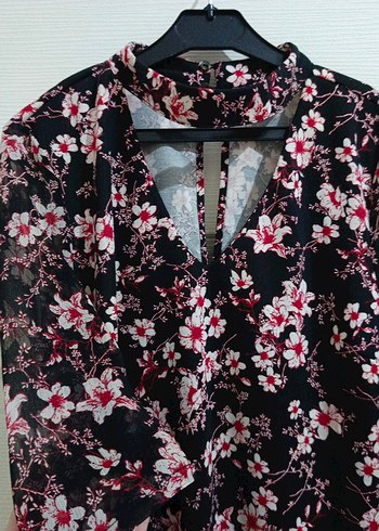 Çiçek Desenli Uzun Kadın Elbisesi - Görsel 4