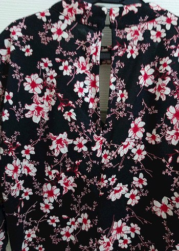 Çiçek Desenli Uzun Kadın Elbisesi - Görsel 3