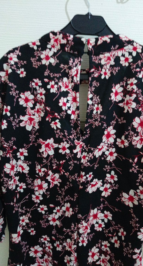 Çiçek Desenli Uzun Kadın Elbisesi - Görsel 3