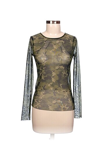 Stradivarius Bluz %70 İndirimli.