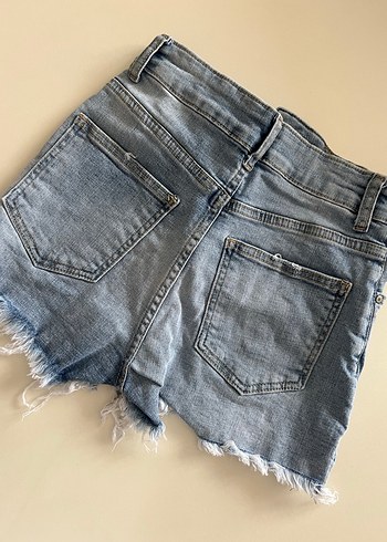 Kadın Mavi Gri Bol Kesim Denim Mini Şort - Görsel 2