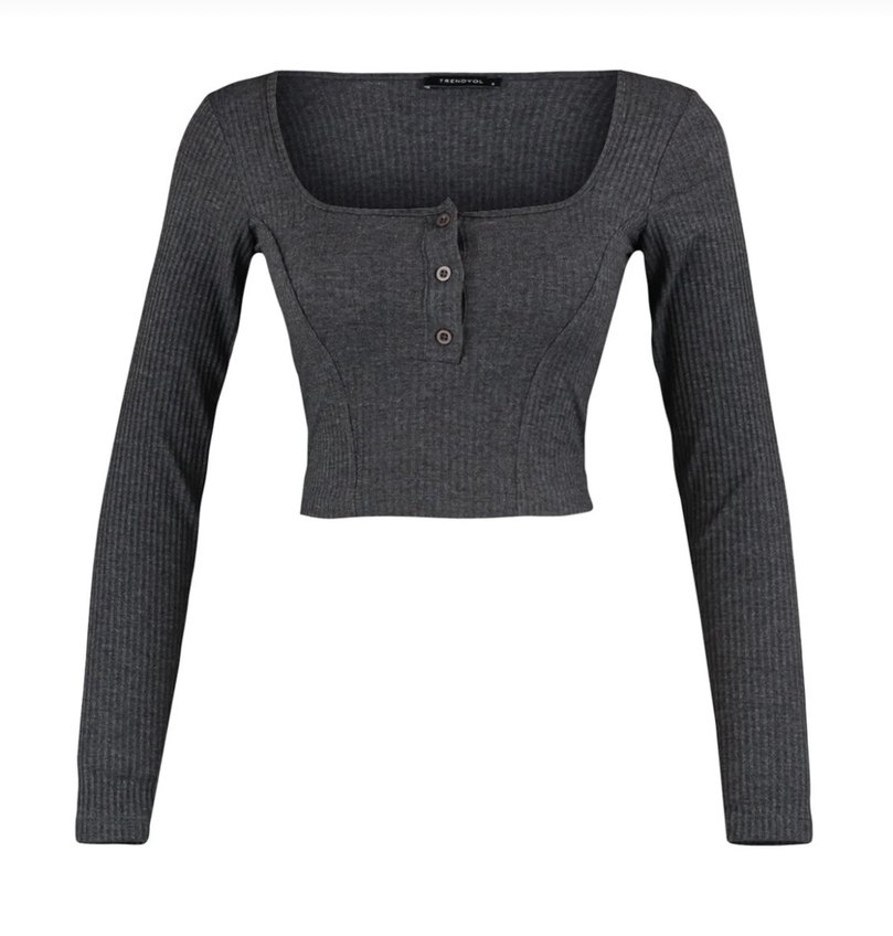 Düğmeli Gri V Yaka Kadın Bluz - Görsel 3