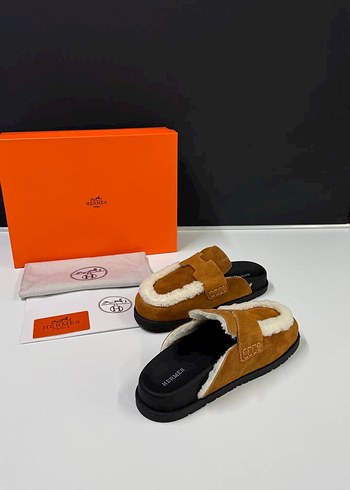 Kahverengi Süet Kürklü Kadın Terlik - Görsel 2