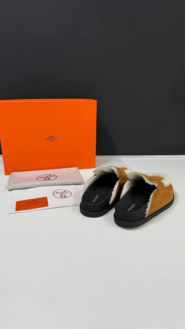 Kahverengi Süet Kürklü Kadın Terlik - Görsel 4