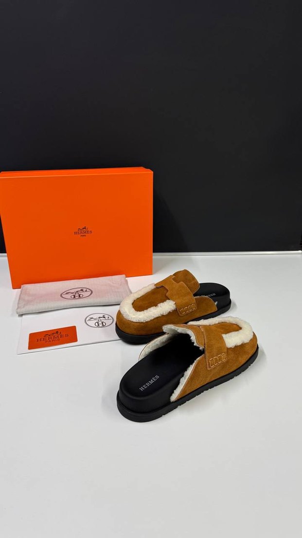 Kahverengi Süet Kürklü Kadın Terlik - Görsel 2