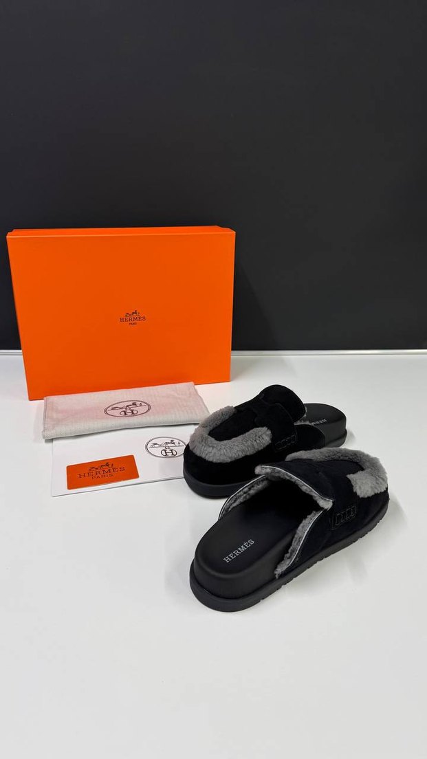 Siyah Kadın Ev Terliği, Kürklü Detaylı - Görsel 2