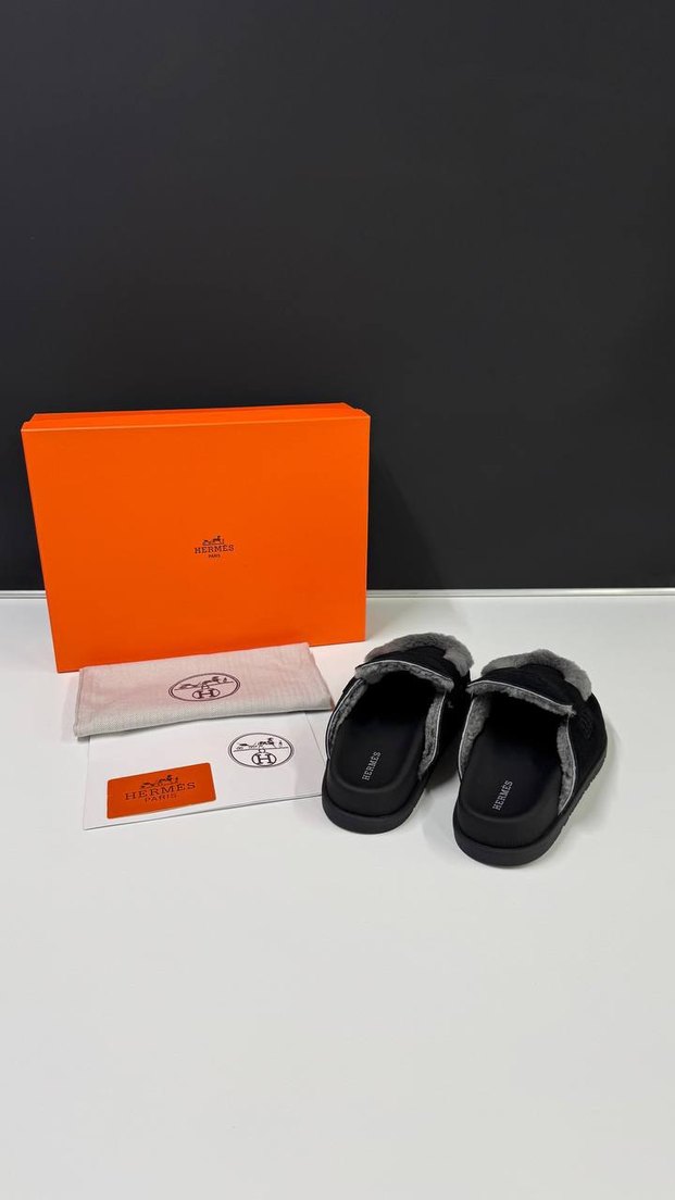 Siyah Kadın Ev Terliği, Kürklü Detaylı - Görsel 4