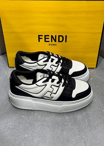 Beyaz Siyah Platform Topuklu Spor Ayakkabı - Görsel 4