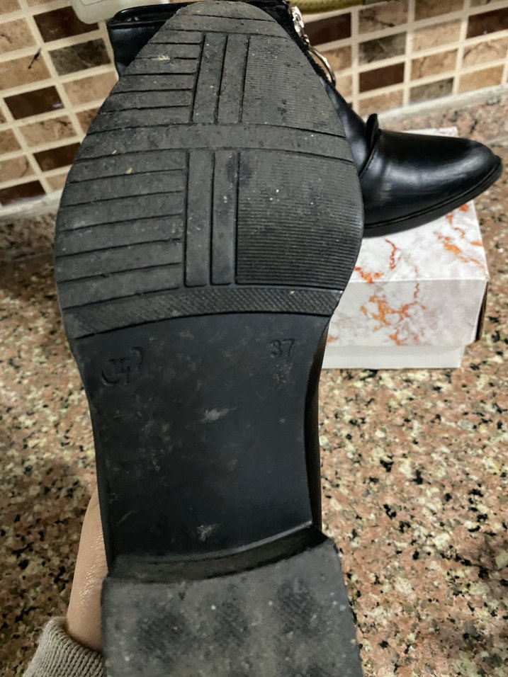 Kadın Siyah Deri Fermuarlı Topuklu Bot - Görsel 2